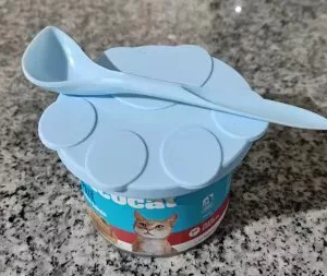 Mottatt Lokk og Skje i Silikon til Hundematbokser fra kunden Q****o.