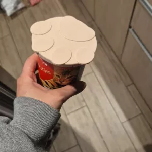 Mottatt Lokk og Skje i Silikon til Hundematbokser fra kunden S***b.